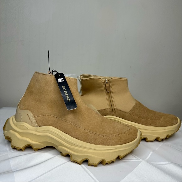 Sorel Shoes - NEW Sorel Women Kinetic Breakthru Acadia Waterproof Boot Tawny Buff Ceramic Sz 8